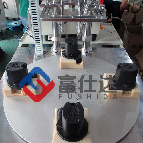 風(fēng)機(jī)轉(zhuǎn)盤式自動鎖螺絲機(jī)